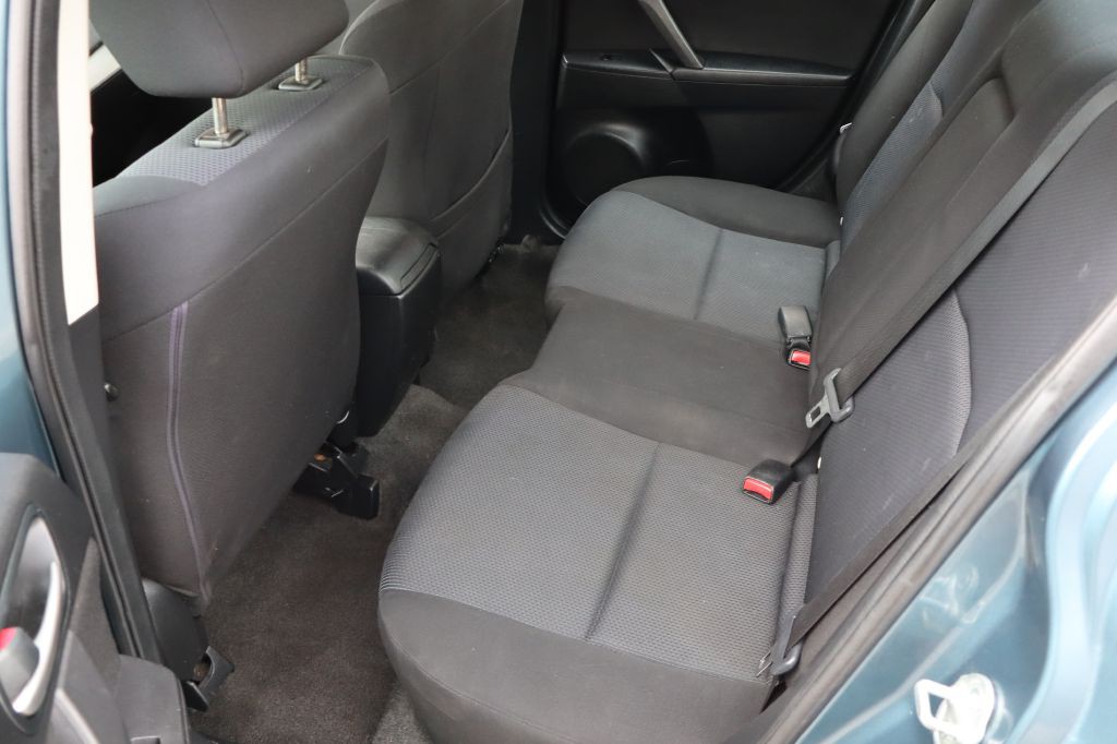 2010 Mazda Mazda3 Image 10