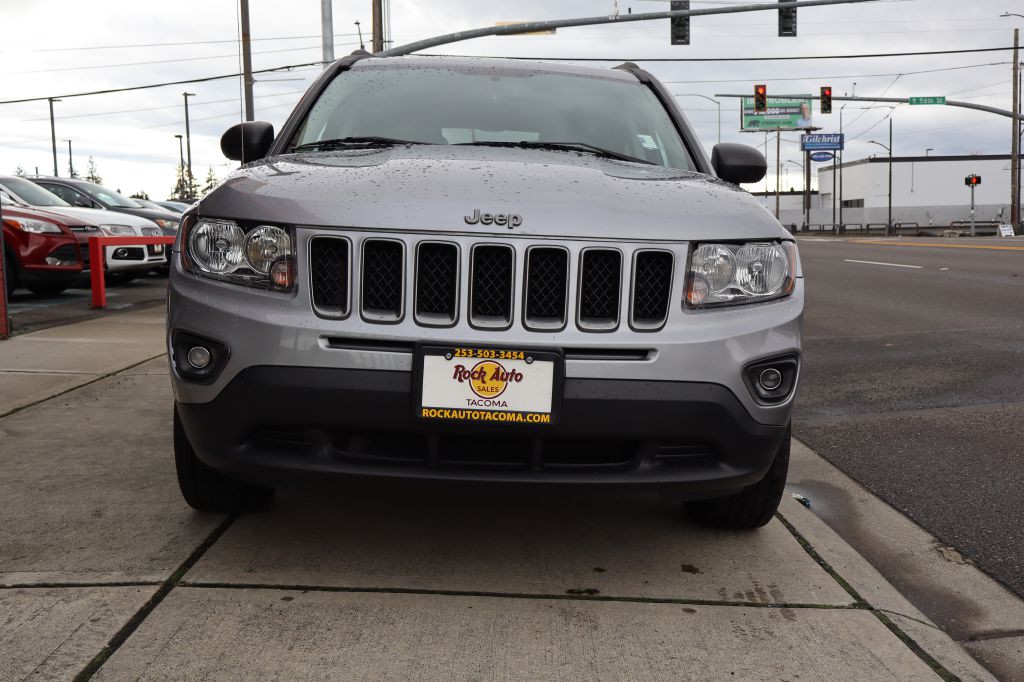 2017 Jeep Compass Image 3