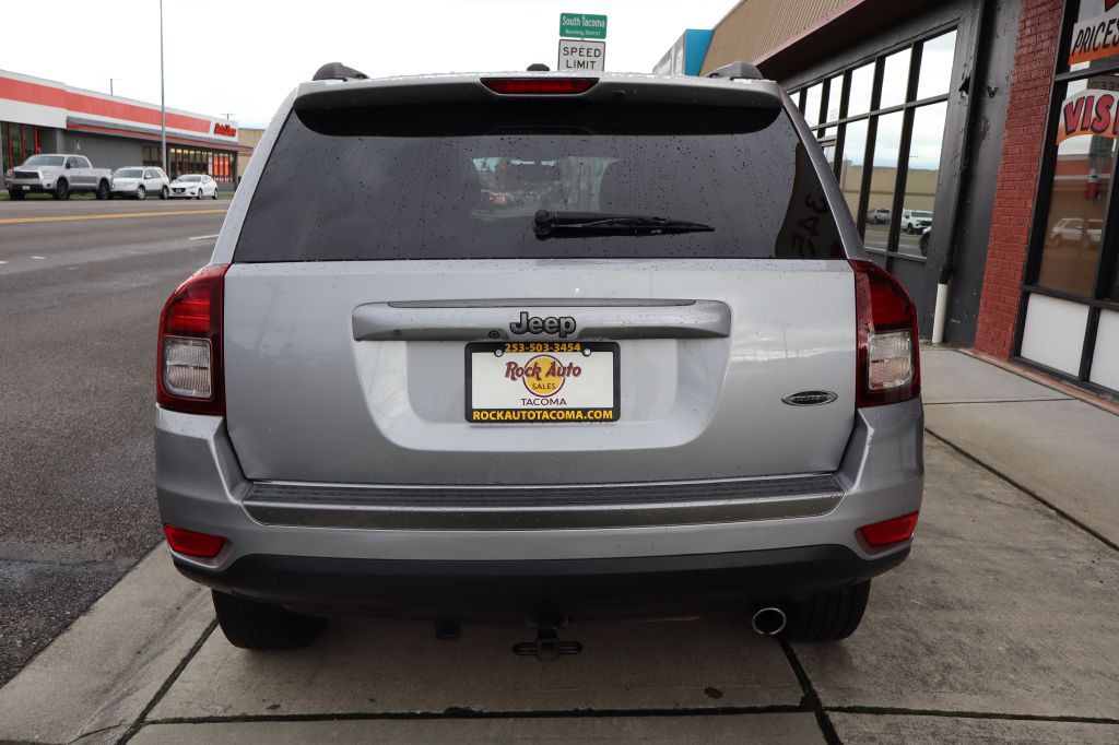2017 Jeep Compass Image 7