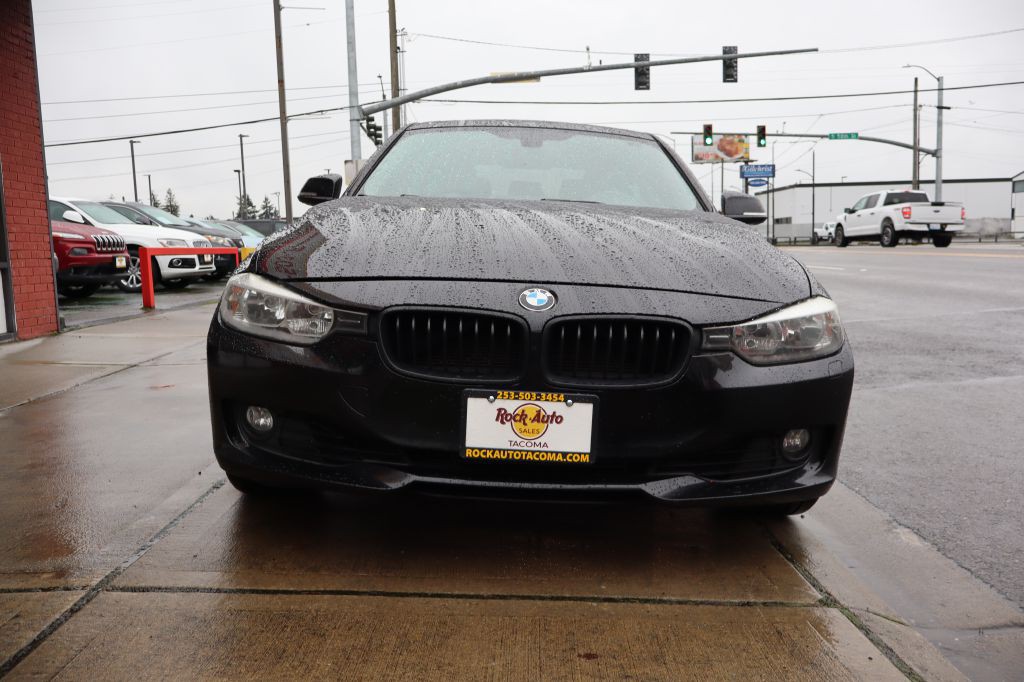 2014 BMW 3 Series Image 3