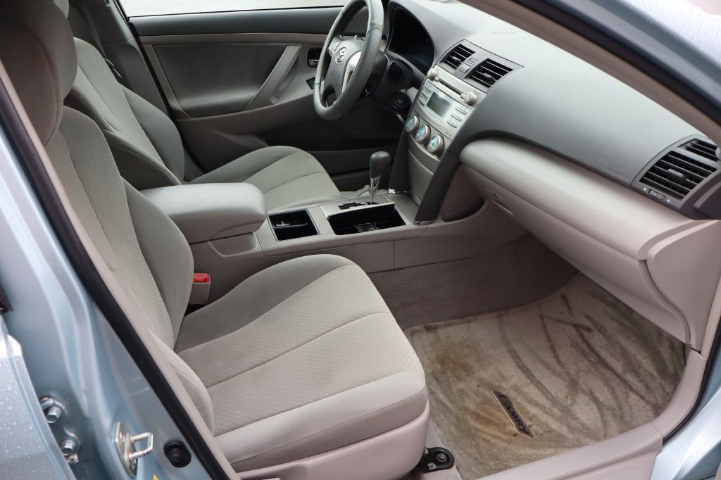 2009 Toyota Camry Image 13