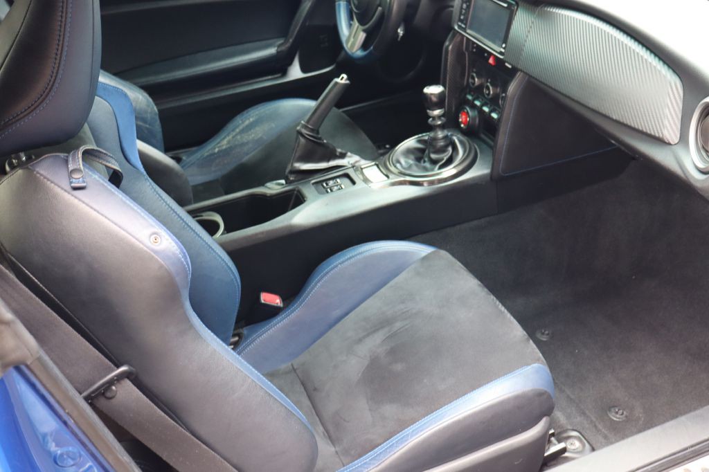 2015 Subaru BRZ Image 10