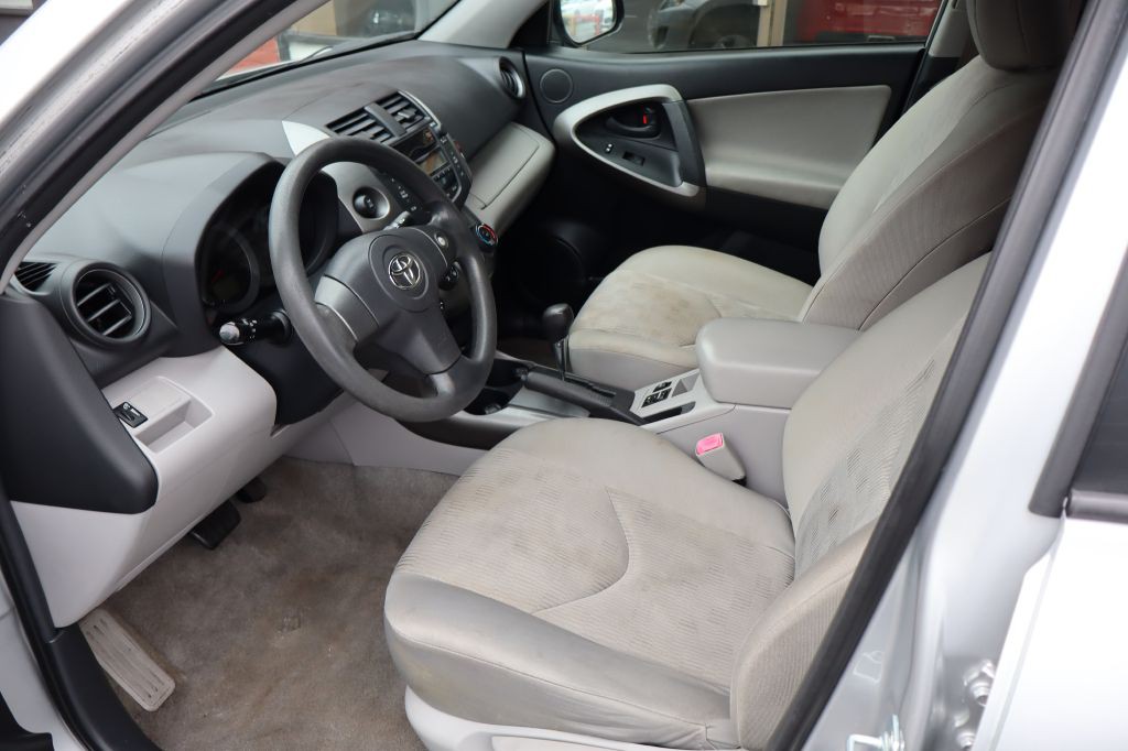 2009 Toyota Rav4 Image 9