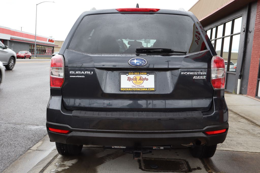 2016 Subaru Forester Image 6