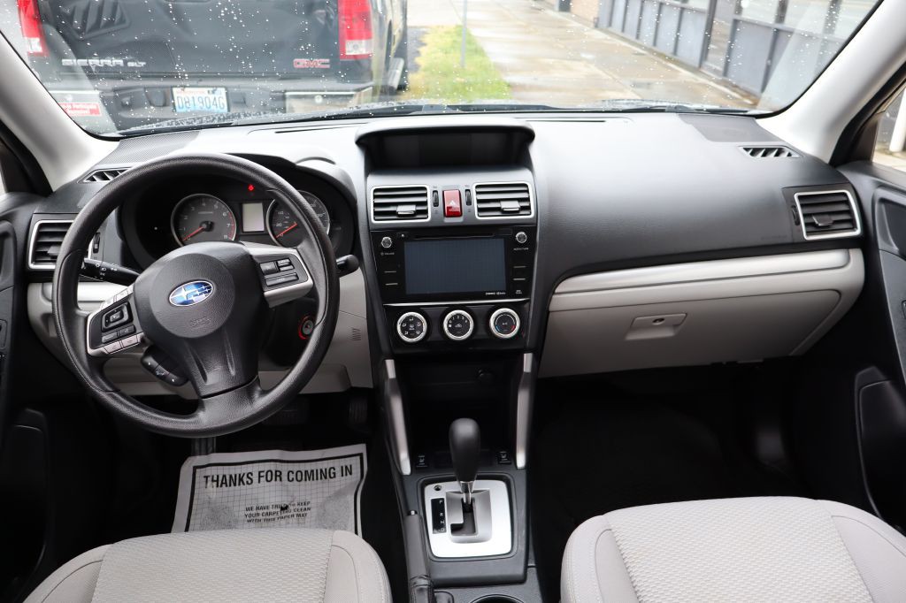 2016 Subaru Forester Image 11