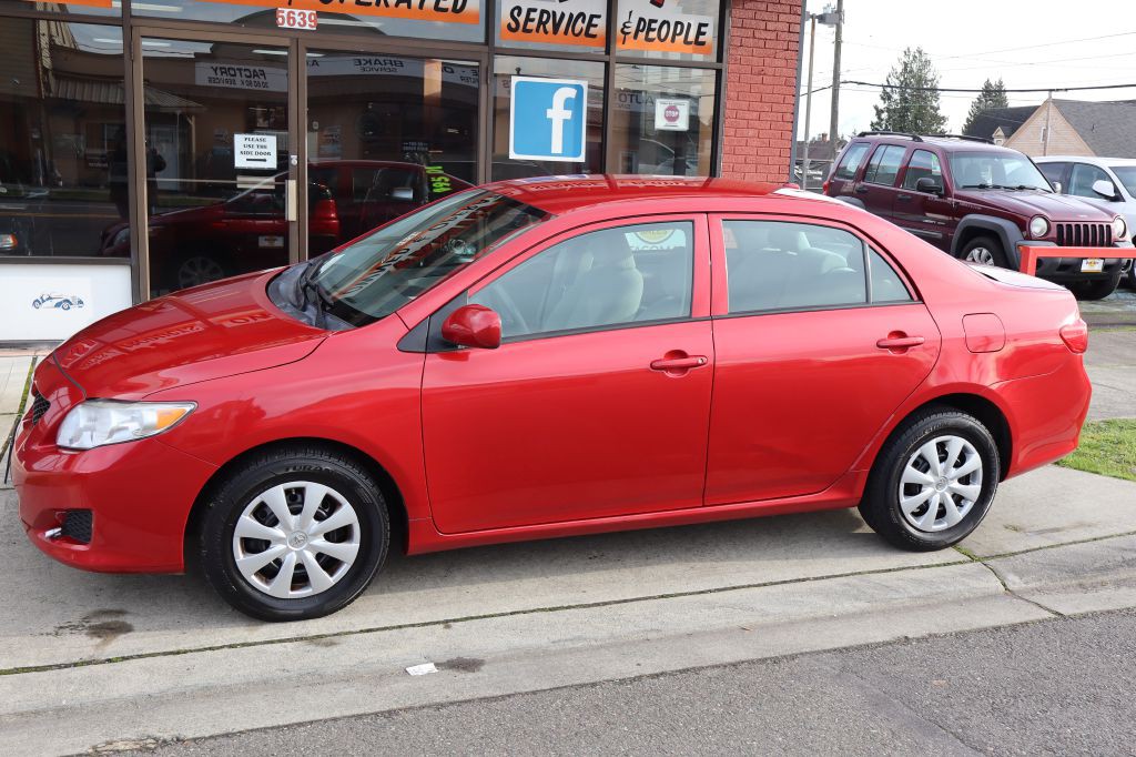 2010 Toyota Corolla Image 2