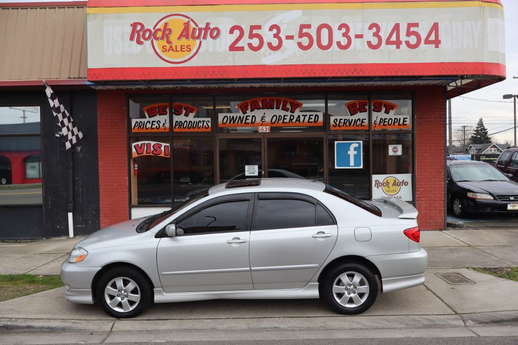 2004 Toyota Corolla Image 1