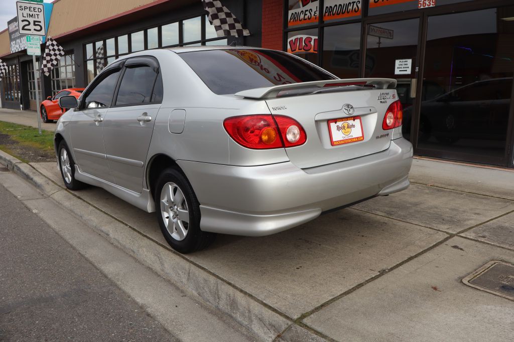 2004 Toyota Corolla Image 7