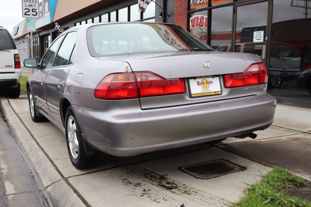 2000 Honda Accord Image 8
