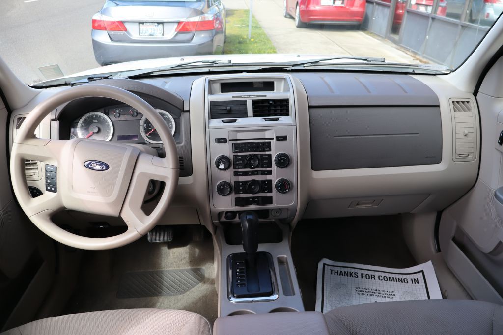 2008 Ford Escape Image 12