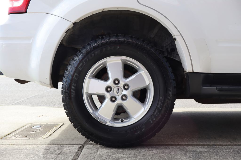 2008 Ford Escape Image 16