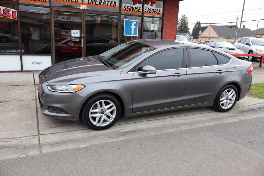 2014 Ford Fusion Image 2