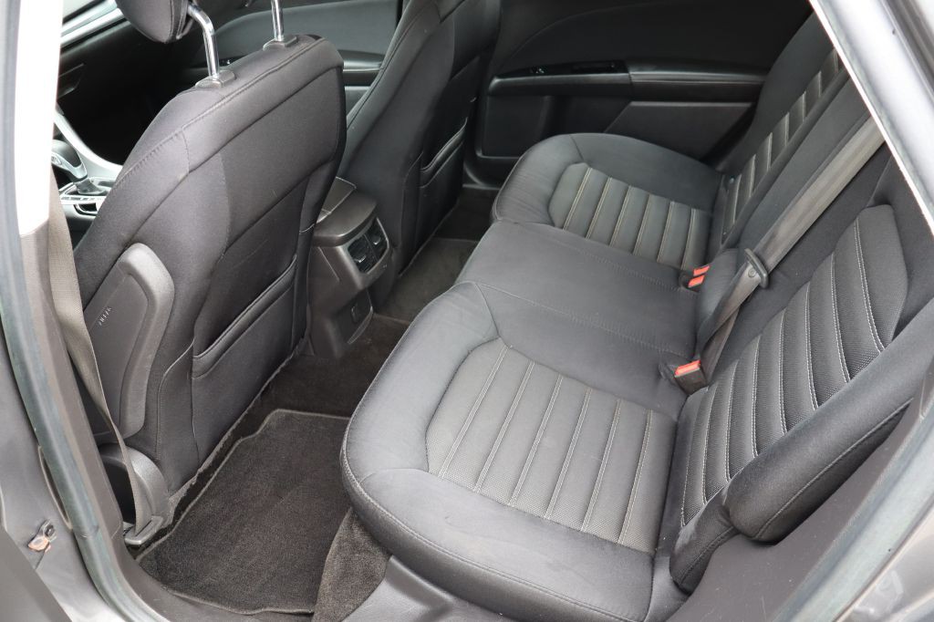 2014 Ford Fusion Image 10