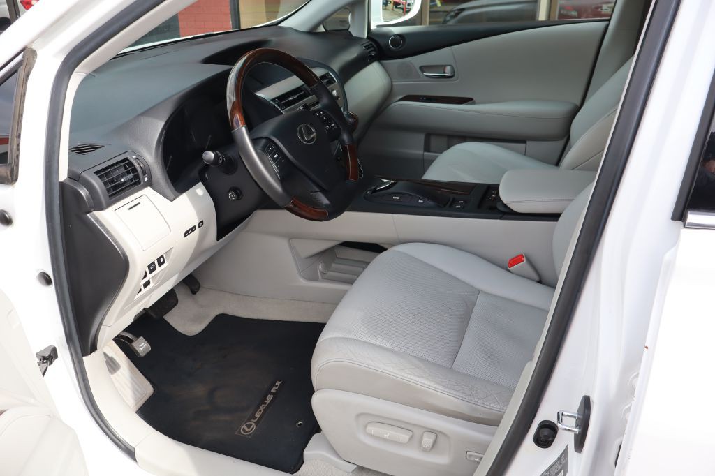 2012 Lexus RX Image 9