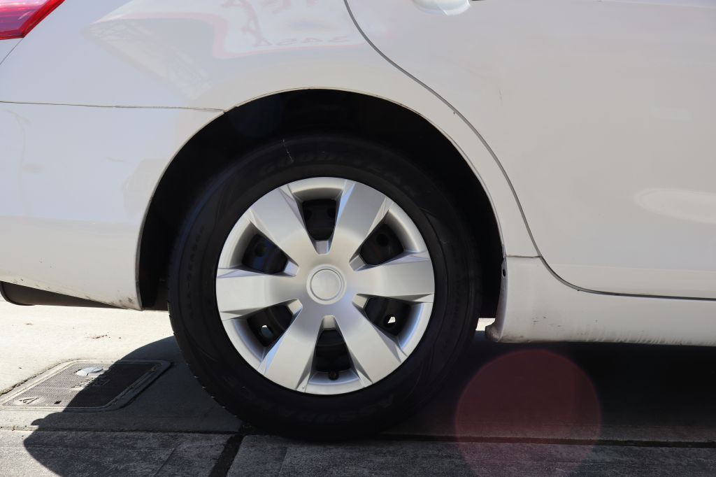 2009 Toyota Camry Image 14