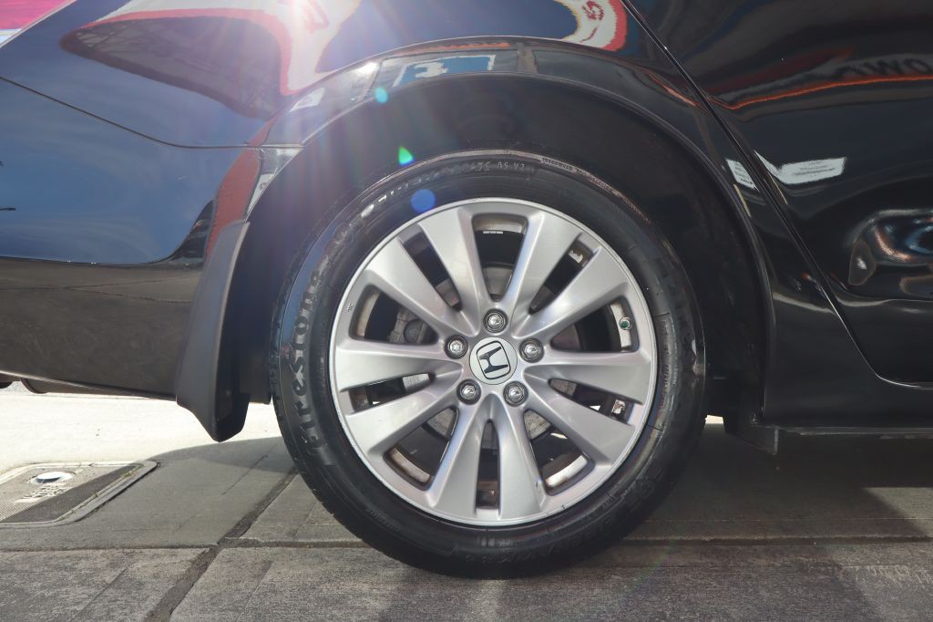 2012 Honda Accord Image 14