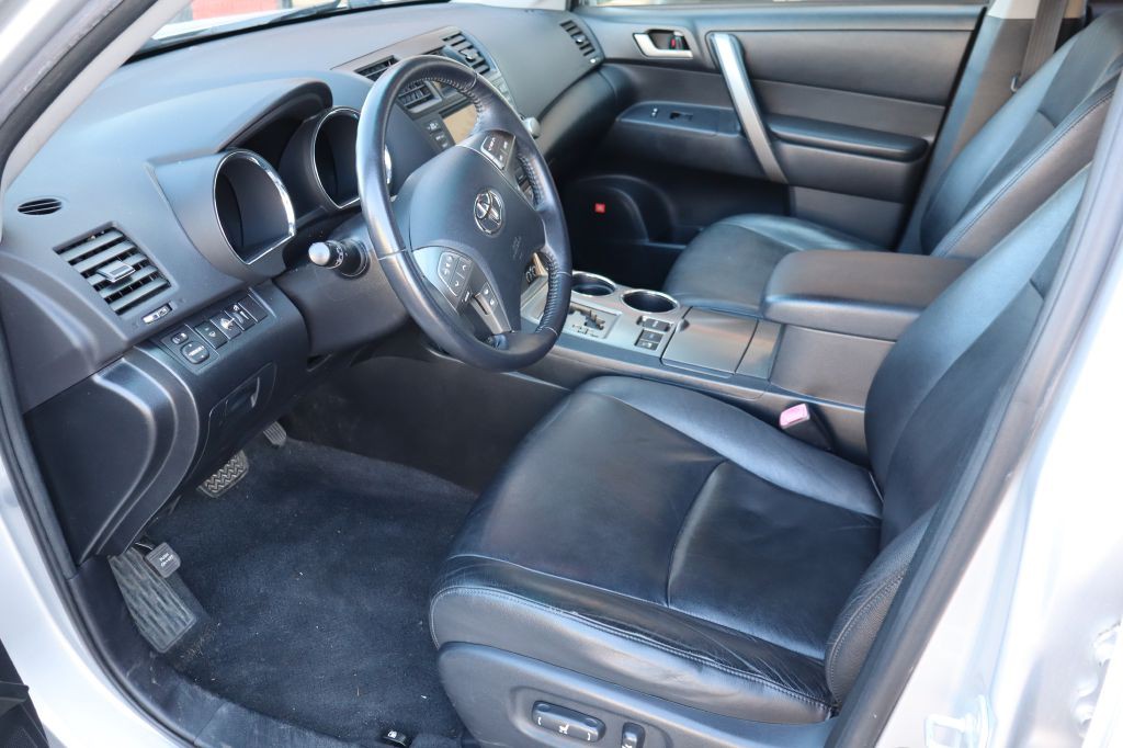 2009 Toyota Highlander Image 9