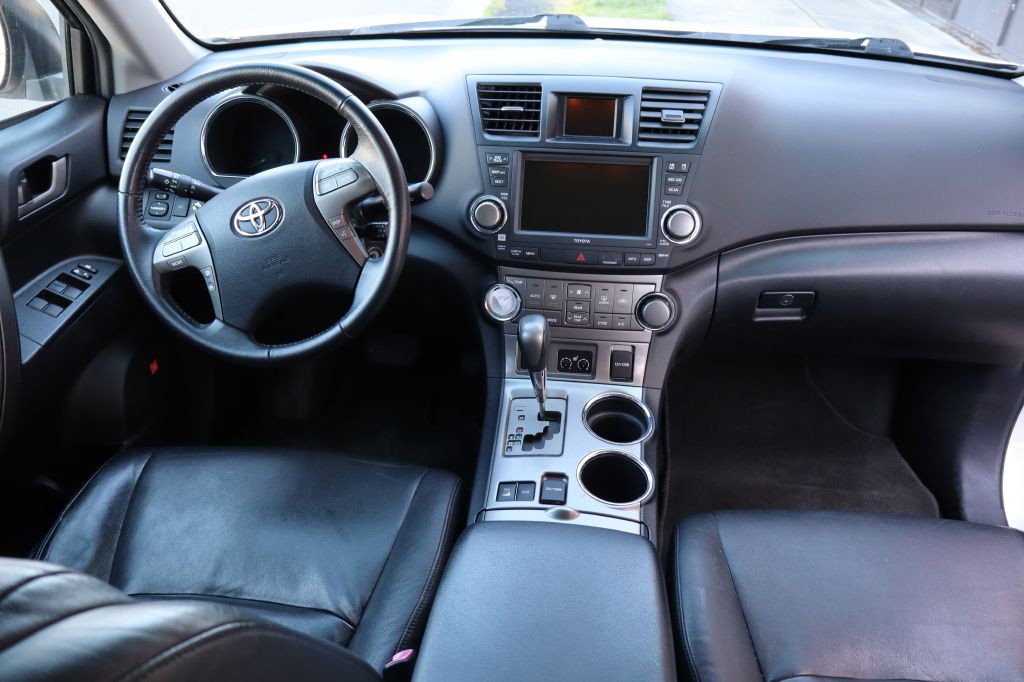 2009 Toyota Highlander Image 12