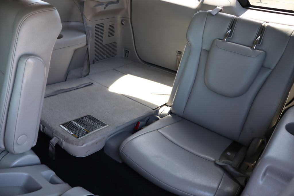 2013 Toyota Highlander Image 11