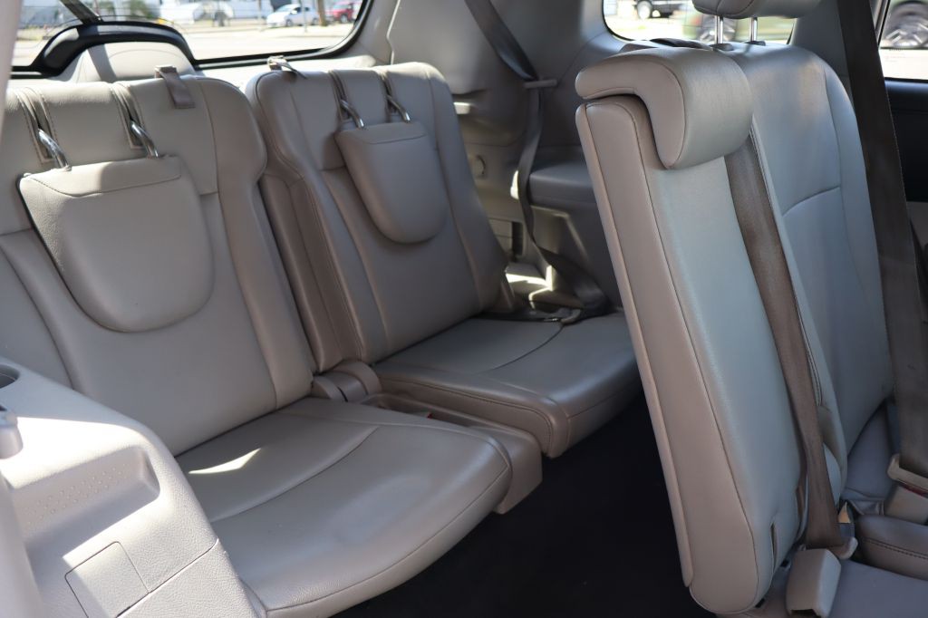 2013 Toyota Highlander Image 13