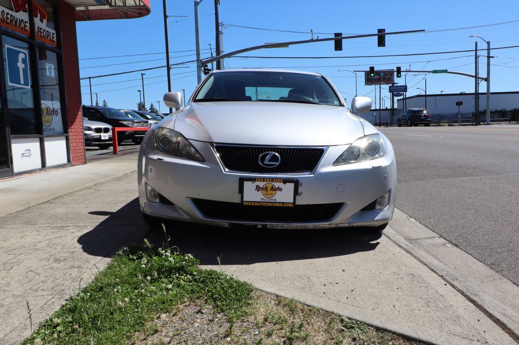 2007 Lexus IS Image 3
