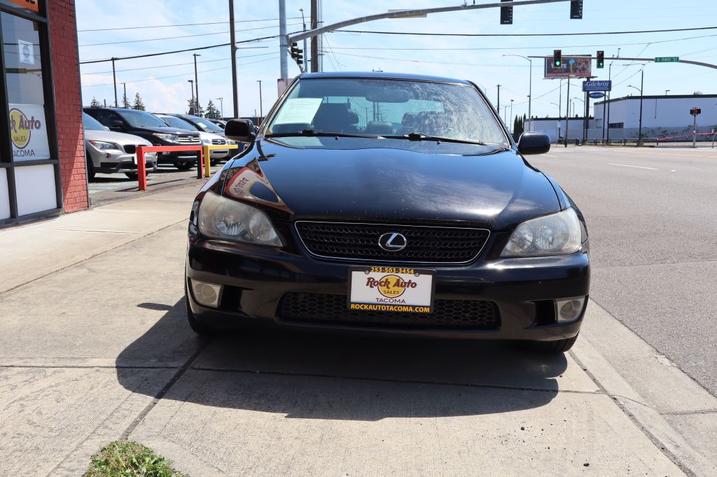 2004 Lexus IS Image 3