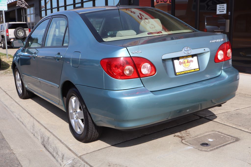 2005 Toyota Corolla Image 8