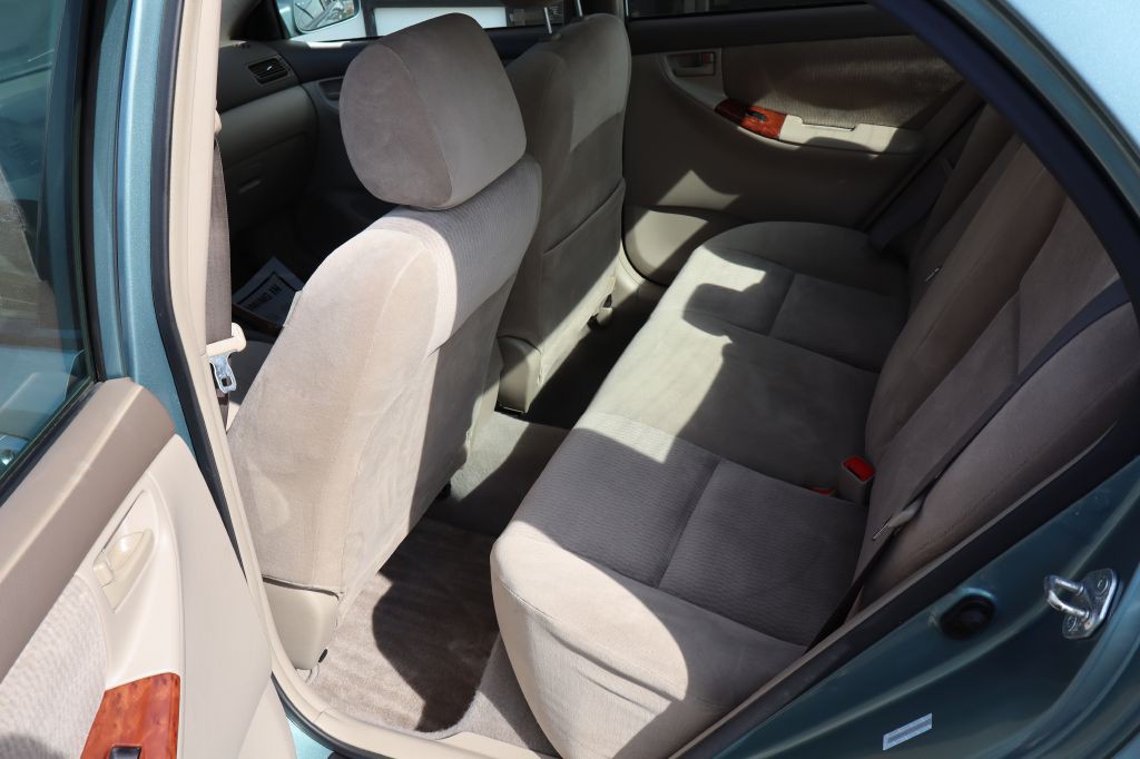 2005 Toyota Corolla Image 10