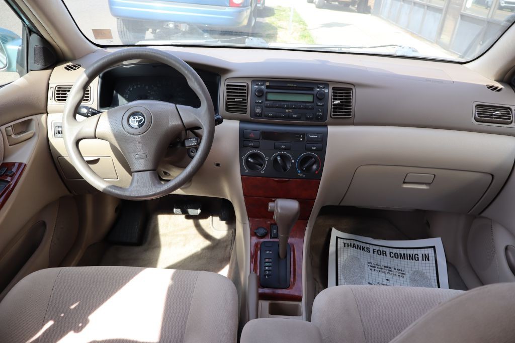 2005 Toyota Corolla Image 11