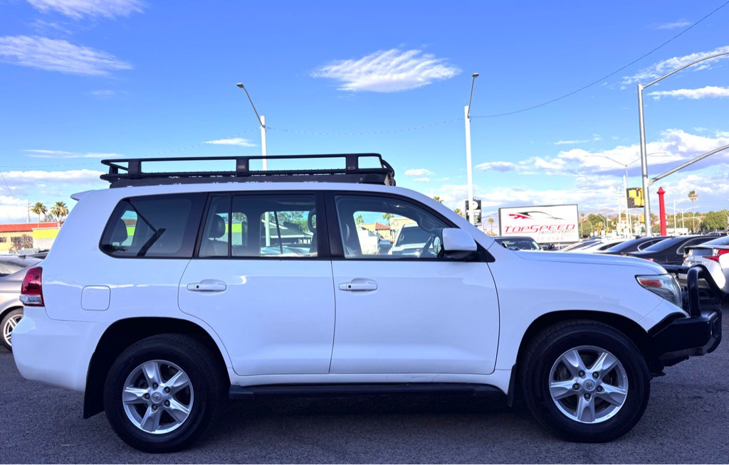 2008 Toyota Land Cruiser Image 5