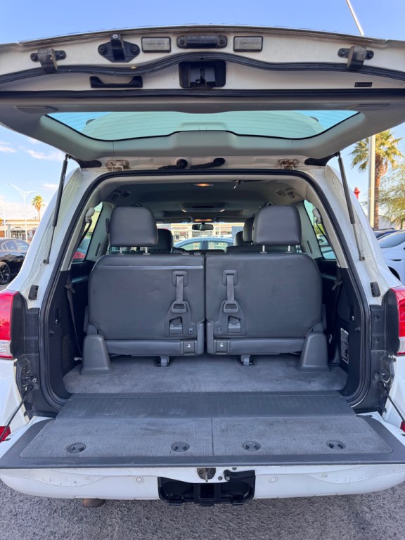 2008 Toyota Land Cruiser Image 9