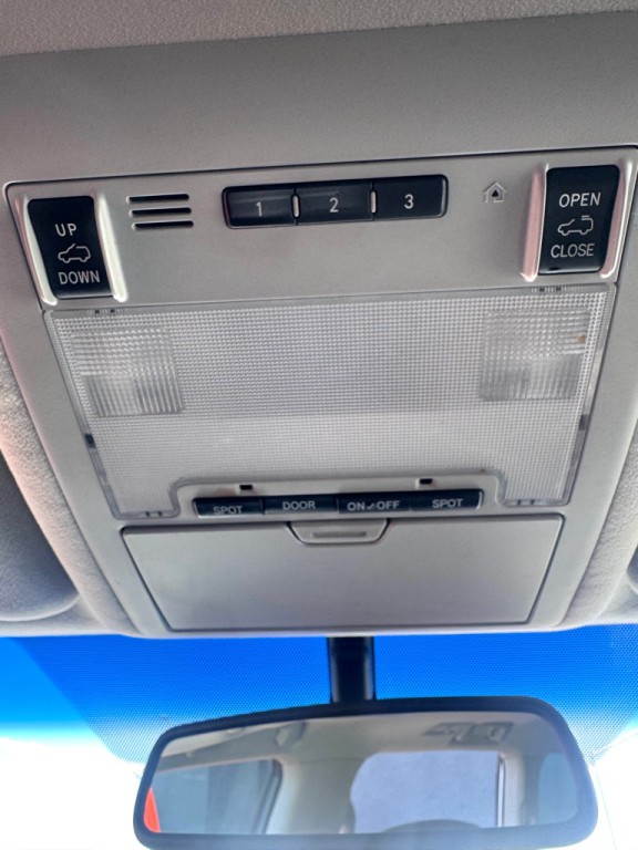 2008 Toyota Land Cruiser Image 15