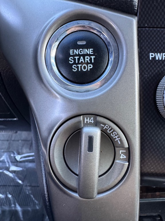 2008 Toyota Land Cruiser Image 18