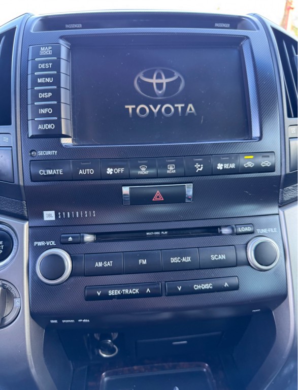 2008 Toyota Land Cruiser Image 19