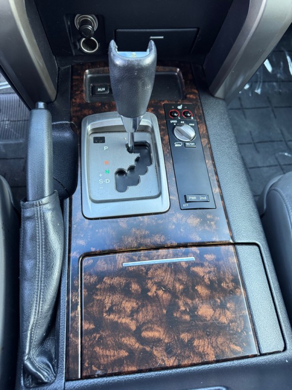 2008 Toyota Land Cruiser Image 22