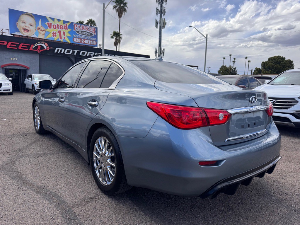 2017 INFINITI Q50 Image 9