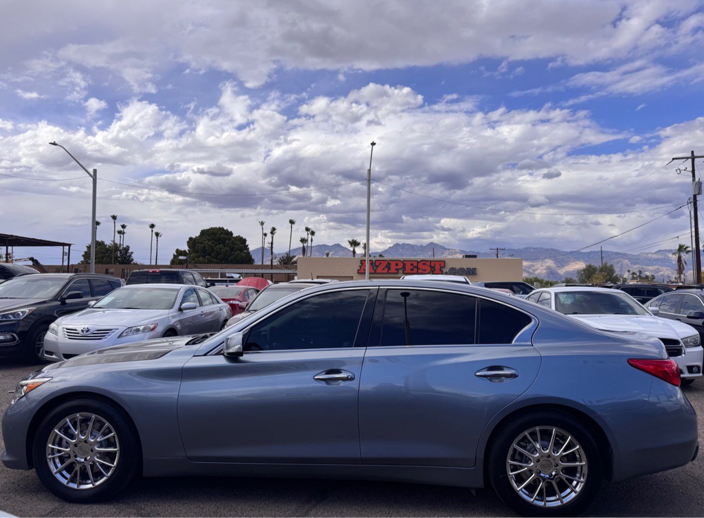 2017 INFINITI Q50 Image 10
