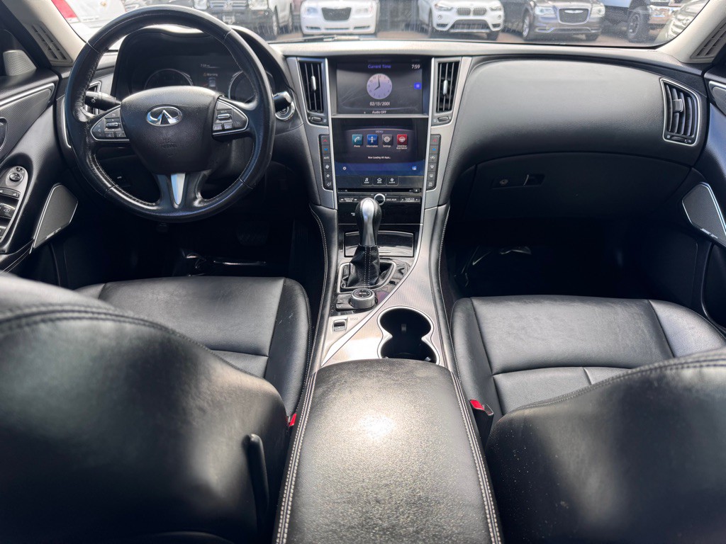 2017 INFINITI Q50 Image 15