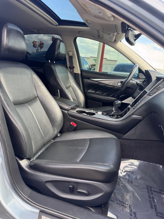 2017 INFINITI Q50 Image 23