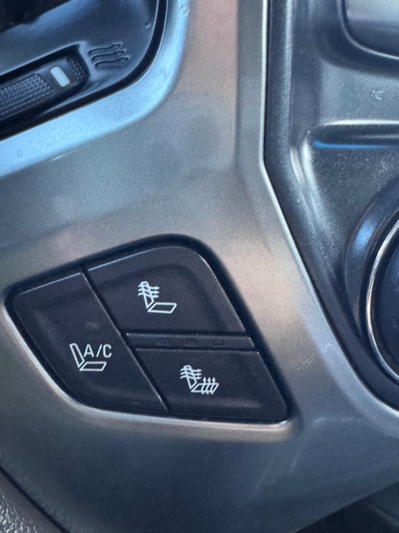 2015 Chevrolet Silverado 1500 Image 23