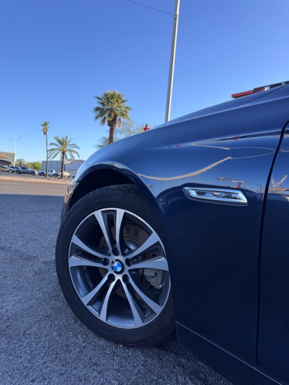 2015 BMW 5 Series Image 10