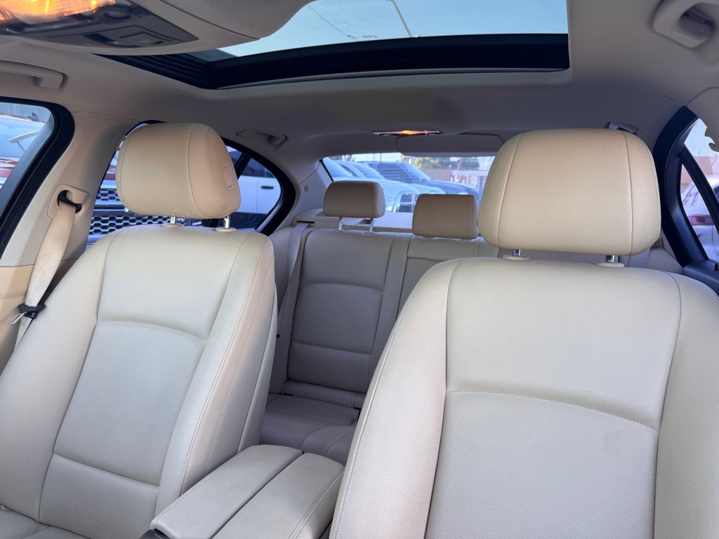 2015 BMW 5 Series Image 14