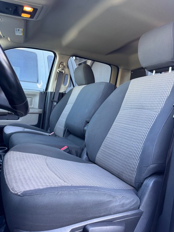 2010 Dodge Ram 2500 Image 16