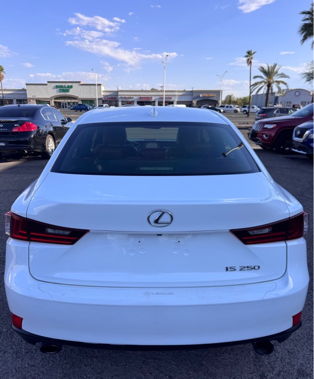 2014 Lexus IS Image 6