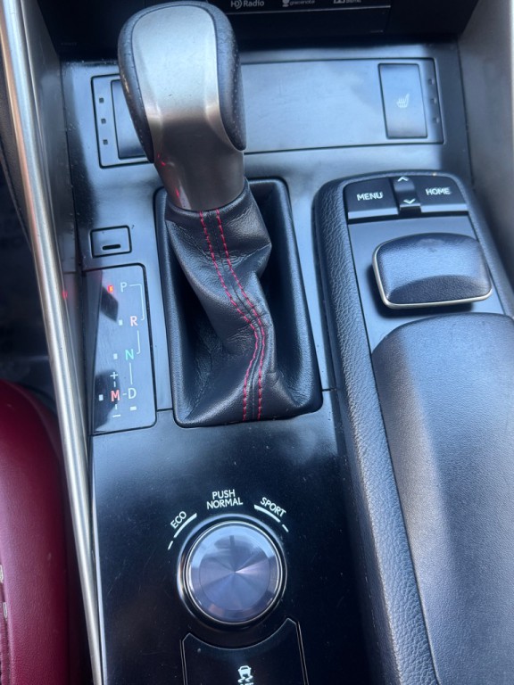 2014 Lexus IS Image 18