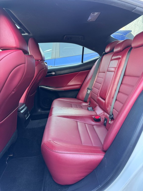 2014 Lexus IS Image 22