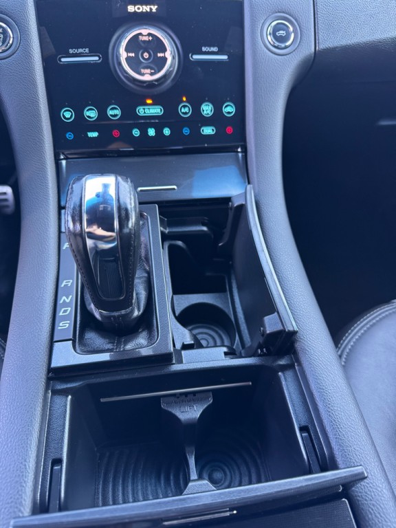 2016 Ford Taurus Image 15