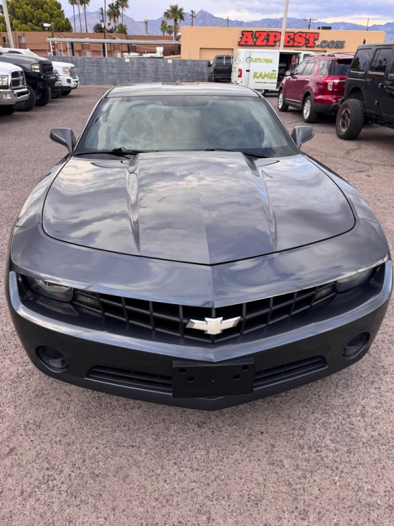 2011 Chevrolet Camaro Image 2