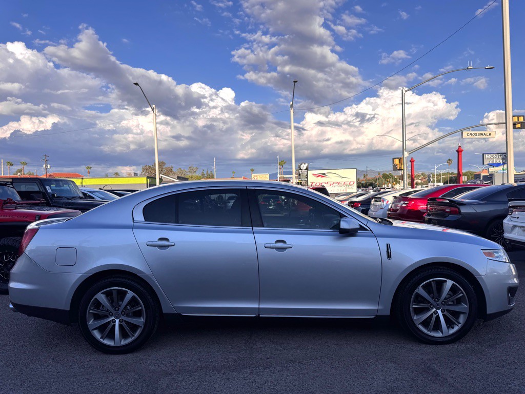 2011 Lincoln MKS Image 7