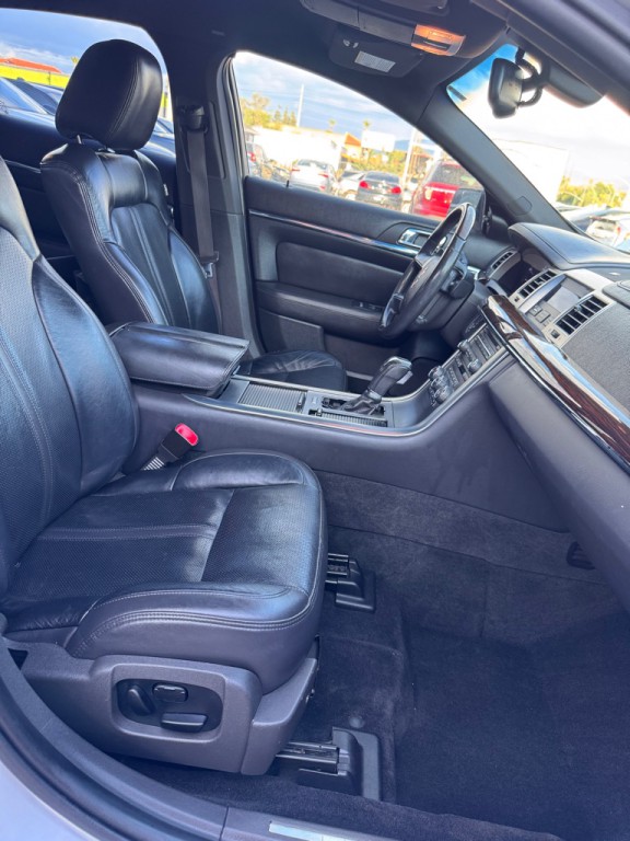 2011 Lincoln MKS Image 15